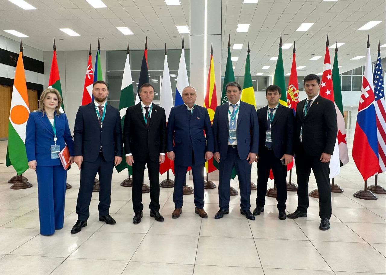 Министр строительства Дагестана принял участие в KazanForum 2024